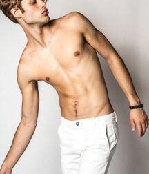 BRYCE ALAKAI DETTLOFF - AMERICAN MODEL 61e26c196f5de.jpg