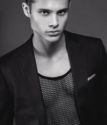 BRYCE ALAKAI DETTLOFF - AMERICAN MODEL 61e26c2d74dc8.jpeg