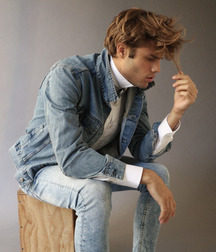 BRYCE ALAKAI DETTLOFF - AMERICAN MODEL 61e26c44d6df2.jpg