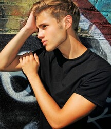 BRYCE ALAKAI DETTLOFF - AMERICAN MODEL 61e26c5014369.jpg