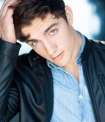 KEITH LAUE - AMERICAN MODEL 61e26d5502d26.jpg