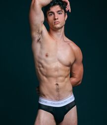 KEITH LAUE - AMERICAN MODEL 61e26da653e12.jpg