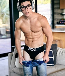 KEITH LAUE - AMERICAN MODEL 61e26df4ab438.jpeg