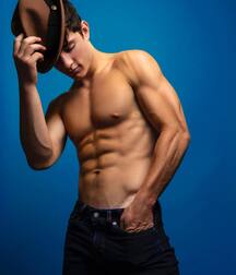 KEITH LAUE - AMERICAN MODEL 61e26e0c5436f.jpg