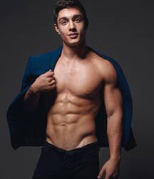 KEITH LAUE - AMERICAN MODEL 61e26e3386566.jpg