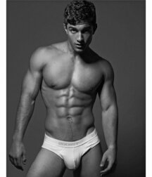 KEITH LAUE - AMERICAN MODEL 61e26e6d0e99d.jpg