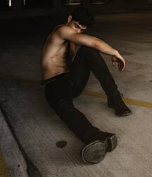 KEITH LAUE - AMERICAN MODEL 61e26e867b69f.jpg
