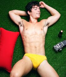 KEITH LAUE - AMERICAN MODEL 61e26eb5b6bc3.jpg