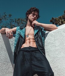 DOMINIQUE FENISON - AMERICAN MODEL 61e963817c893.jpg