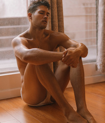 DOMINIQUE FENISON - AMERICAN MODEL 61e9643d5ad12.jpg