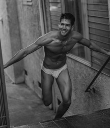 DOMINIQUE FENISON - AMERICAN MODEL 61e964418e2e4.jpg