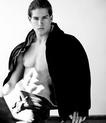 DOMINIQUE FENISON - AMERICAN MODEL 61e964654b6d6.jpg