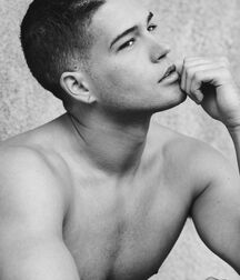 DOMINIQUE FENISON - AMERICAN MODEL 61e9647605cf1.jpg