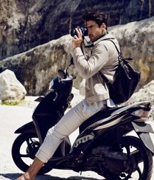 MITCHELL WICK - AUSTRALIAN MODEL 61ee769ddc632.jpg