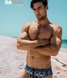 MITCHELL WICK - AUSTRALIAN MODEL 61ee7753b0de7.jpg