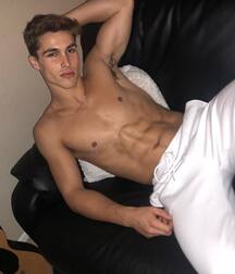 JON HERMANN - AMERICAN MODEL 61f14a6c070d4.jpg