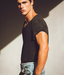 JON HERMANN - AMERICAN MODEL 61f14ae27de8d.jpg