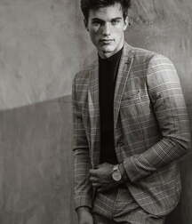 ZACH COX - AMERICAN MODEL 61f2afb1e1ee2.jpg