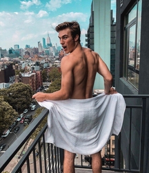 ZACH COX - AMERICAN MODEL 61f2afcad10b4.jpg
