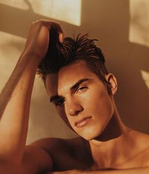 ZACH COX - AMERICAN MODEL 61f2afdd957ab.jpg