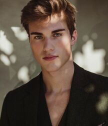 ZACH COX - AMERICAN MODEL 61f2b01701066.jpg