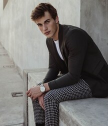 ZACH COX - AMERICAN MODEL 61f2b02fedb44.jpg