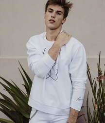 ZACH COX - AMERICAN MODEL 61f2b03200165.jpg