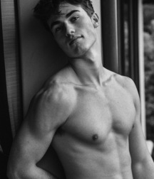 ZACH COX - AMERICAN MODEL 61f2b03d0e551.jpg