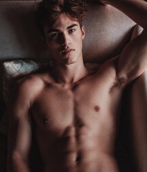 ZACH COX - AMERICAN MODEL 61f2b0499e703.jpg