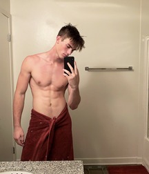 ZACH COX - AMERICAN MODEL 61f2b0659f3af.jpg