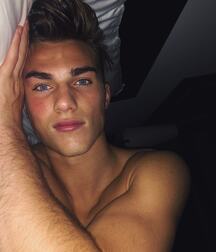 ZACH COX - AMERICAN MODEL 61f2b06d86ef5.jpg