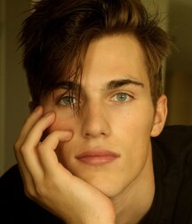 ZACH COX - AMERICAN MODEL 61f2b06f48ca1.jpg