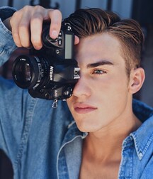 ZACH COX - AMERICAN MODEL 61f2b081af485.jpg