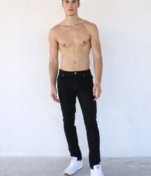 ZACH COX - AMERICAN MODEL 61f2b0836db92.jpg