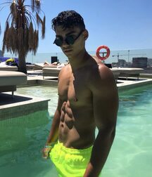 JACOB ROTT - GERMAN MODEL 61f68f8cb65c0.jpeg