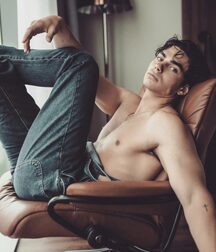 JACOB ROTT - GERMAN MODEL 61f68fc86d2b6.jpeg