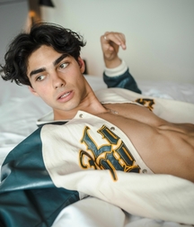 JACOB ROTT - GERMAN MODEL 61f6905ef0e8c.jpg