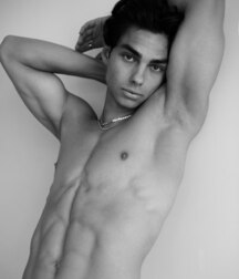 JACOB ROTT - GERMAN MODEL 61f6909496425.jpg