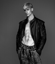 Gray Eberley - American Model Twink Tube 62050c24c7baf.jpg