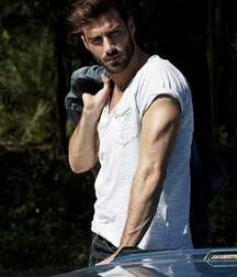 JUSTIN CLYNES - AMERICAN MODEL 620a485f9b192.jpg
