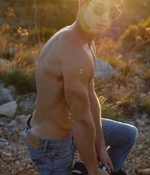 EDUARDO MORENO - SPANISH MODEL TWINK TUBE 6218c8c3c6555.jpg