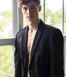 IVAN VUCKOVIC - CROATIAN MALE MODEL 621a25c3ec79b.jpg