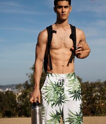 Jeff Langan - Filipino - American Model 621cc6aa7d1c0.jpg