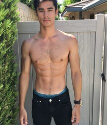 Jeff Langan - Filipino - American Model 621cc77191430.jpg