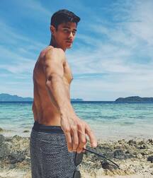 Jeff Langan - Filipino - American Model 621cc777379ec.jpg