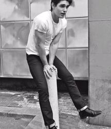 Justin Gaston 6224827133eeb.jpg