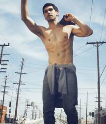 Justin Gaston 62248296279d6.jpg
