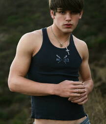 Justin Gaston 622482fcc5235.jpg