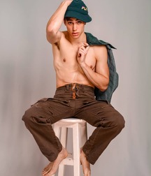 Jorge Piantelli - Argentinian Model 622750418eb8d.jpg