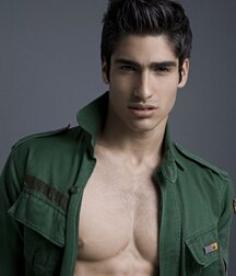 Francisco Escobar - Colombian Model 6228ad31f0c7b.jpg
